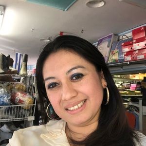 Meet your Posher, Iris